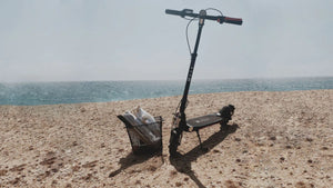 Moovi e-scooter UNFUEL mobility