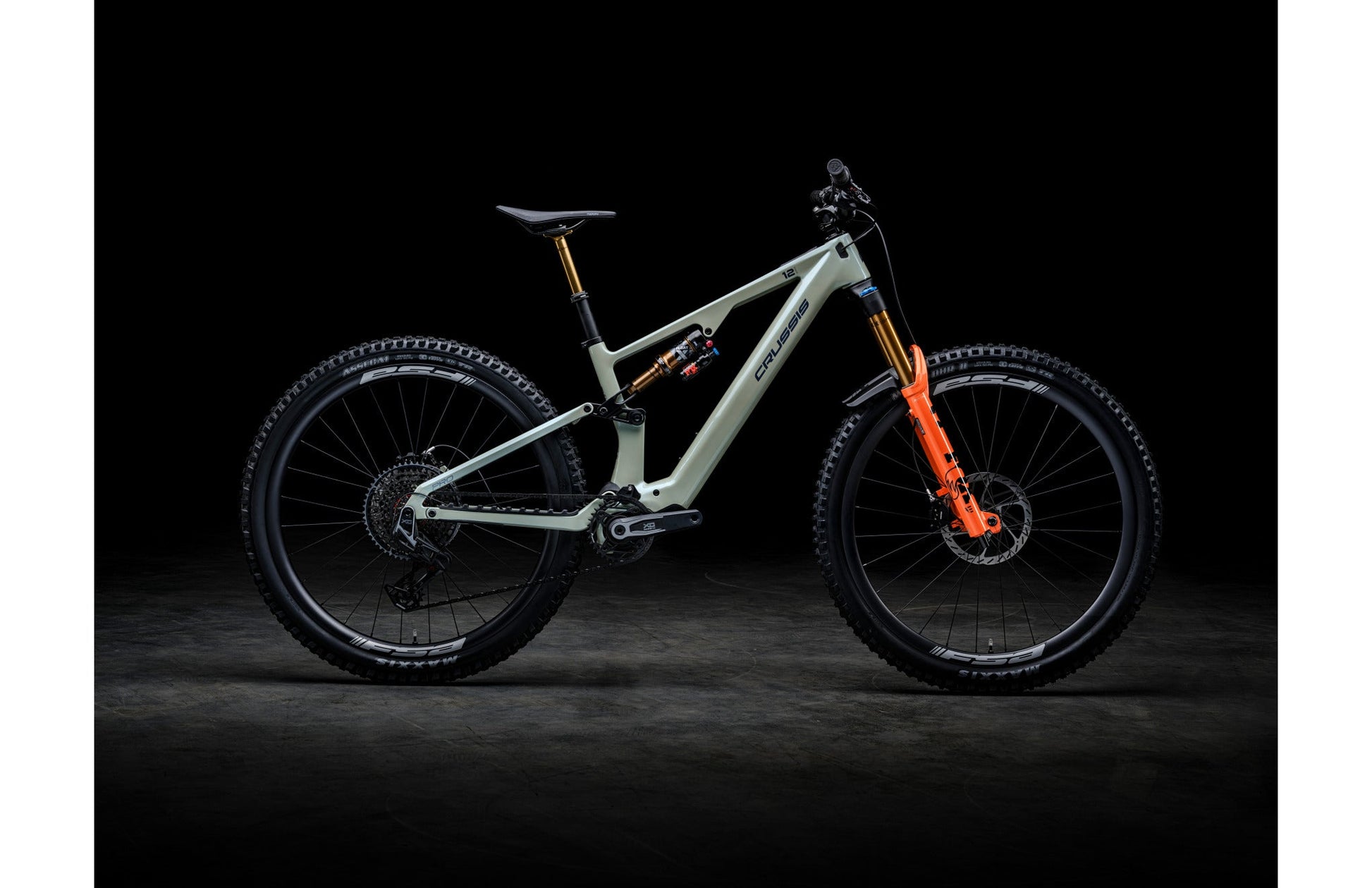 CRUSSIS e-Full 12.11-PRO (800 Wh)