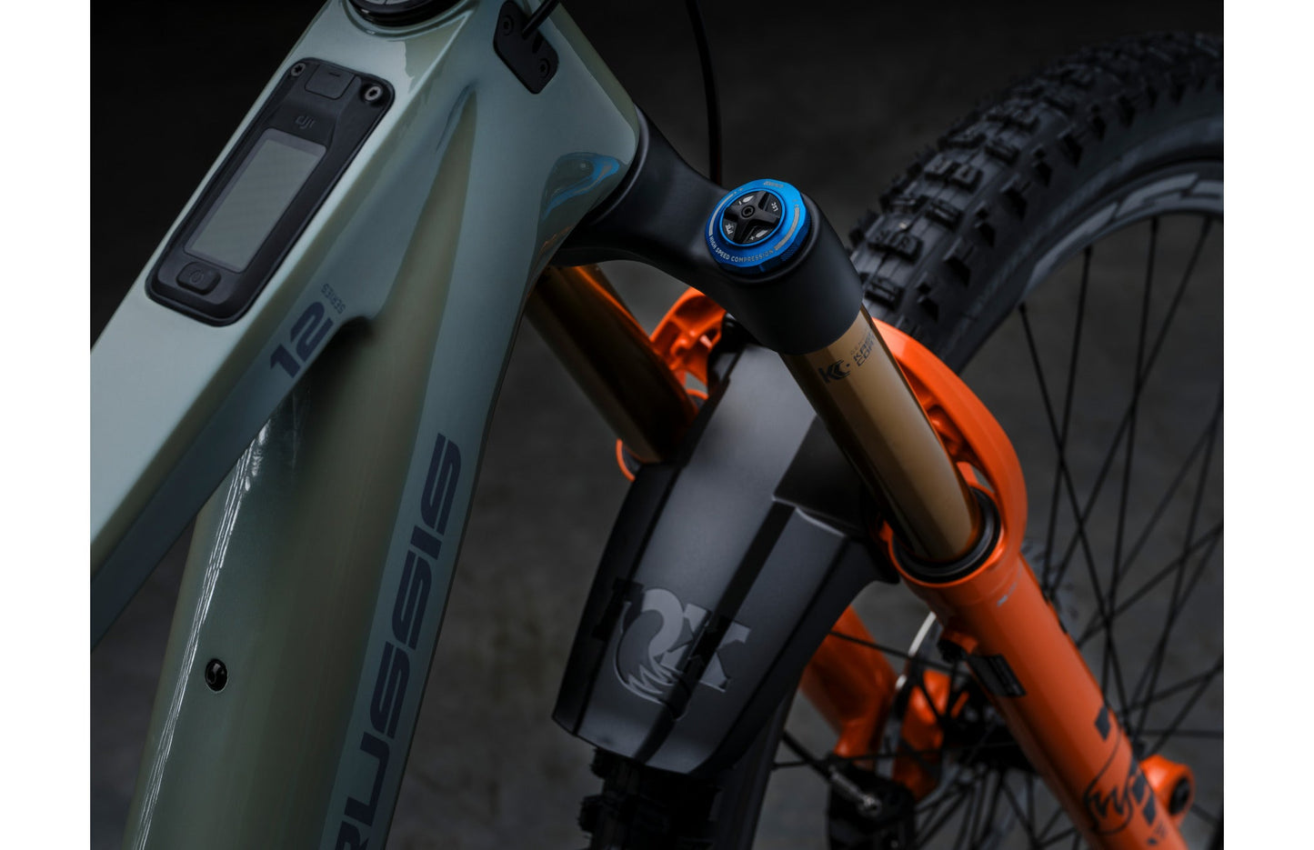 CRUSSIS e-Full 12.11-PRO (600 Wh)