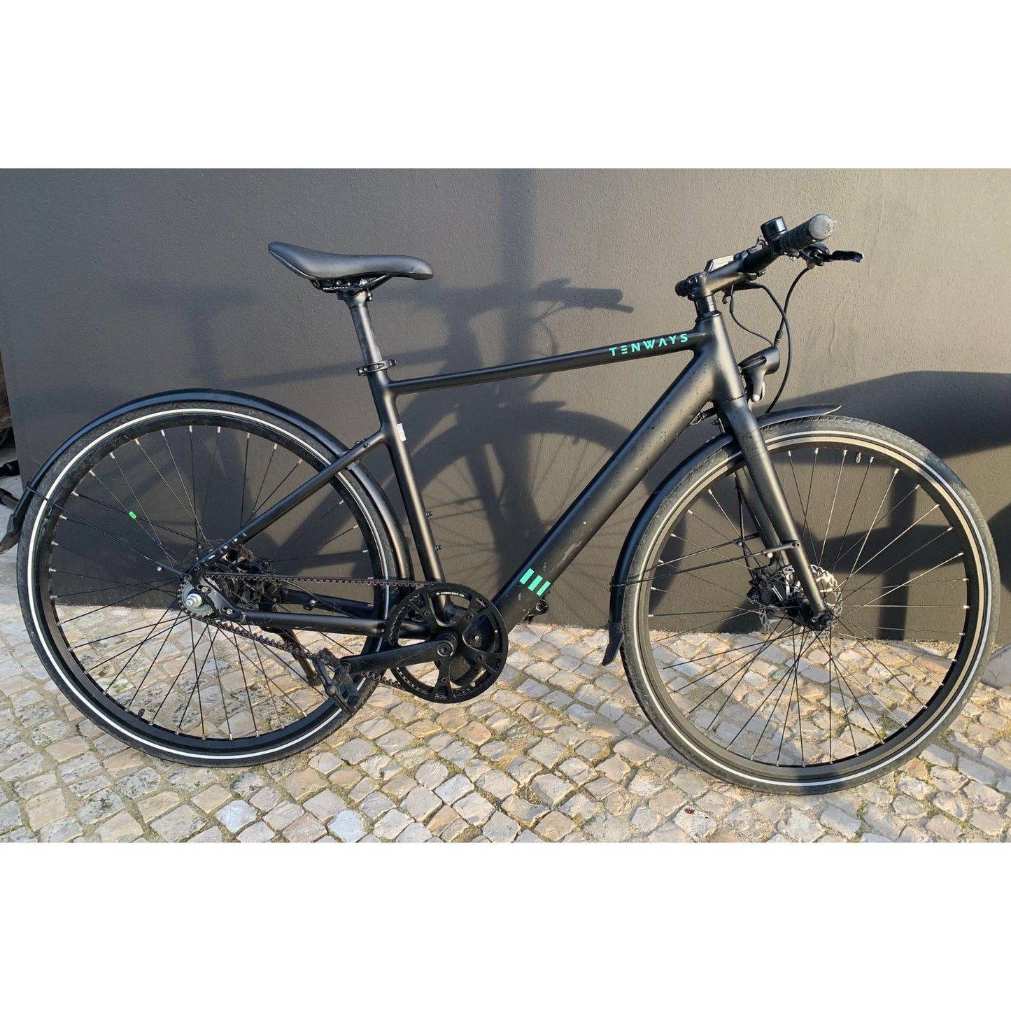 TENWAYS CGO600 Midnight Black | Urban e-Bike | 70 km | Usada de Serviço Unfuel
