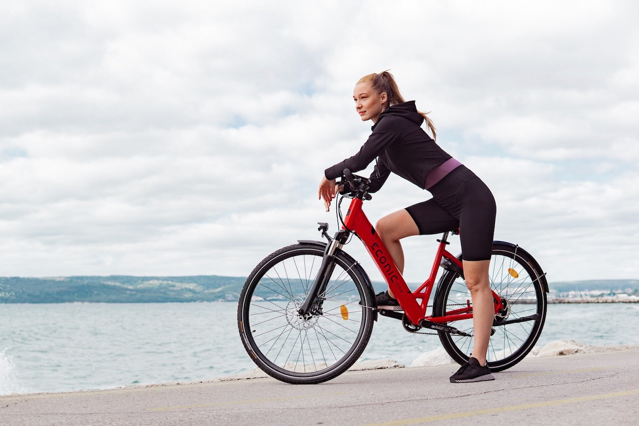 ECONIC ONE Comfort | Commute e-Bike | 100 km - UNFUEL