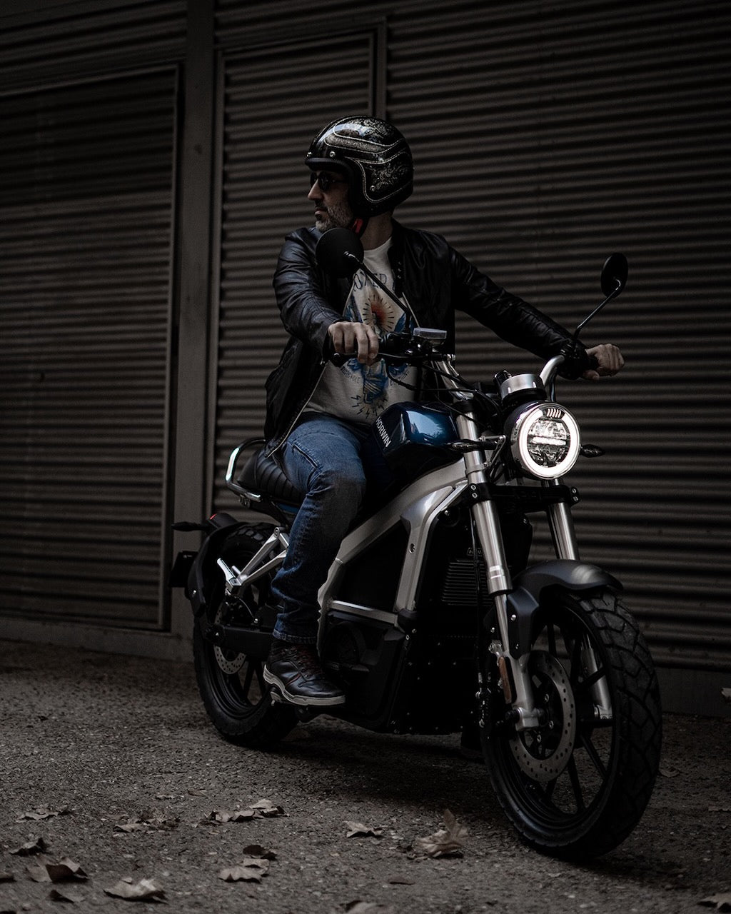 Horwin CR6 | Mota elétrica | 125cc equiv | 120 km