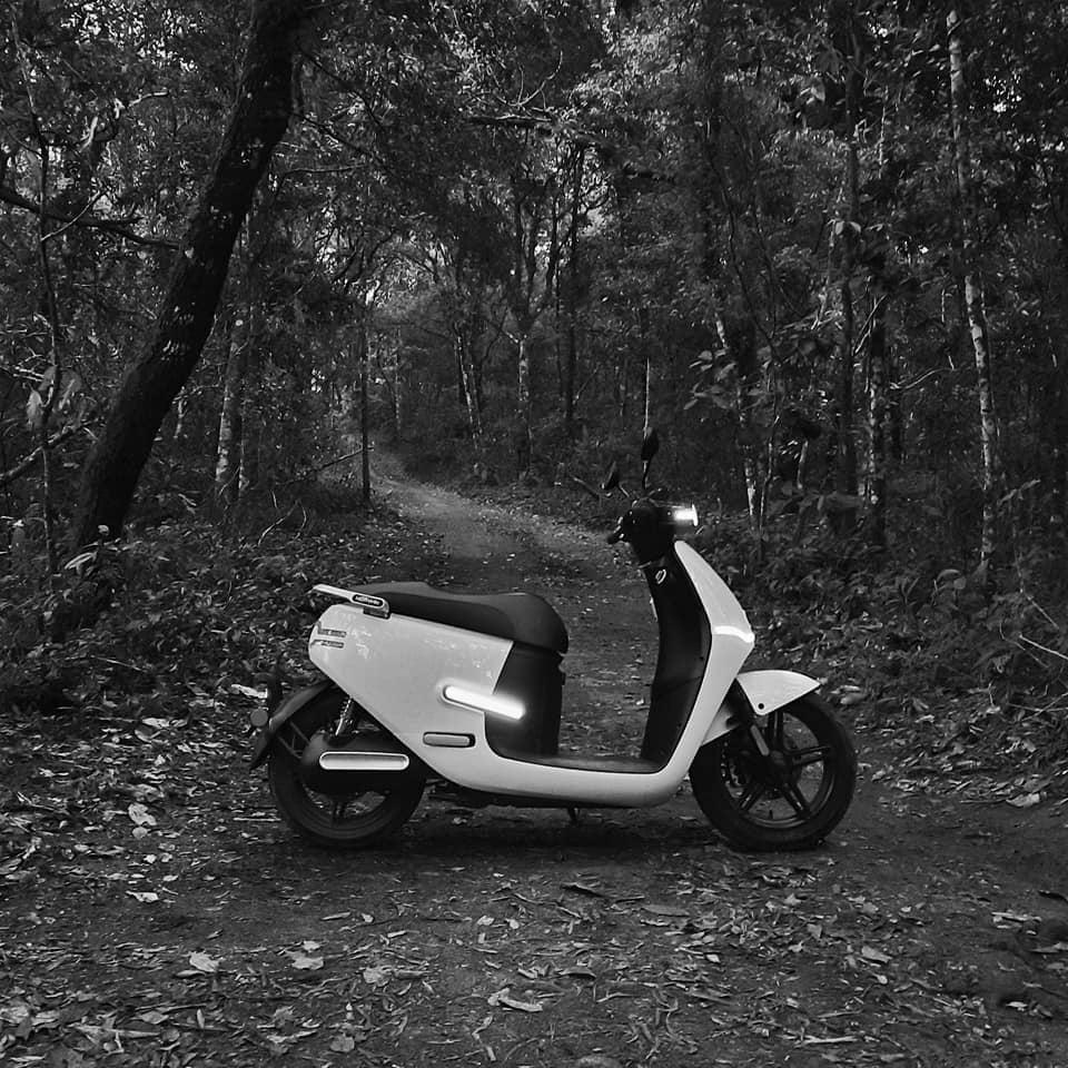 Horwin EK3 | Mota elétrica | 125cc equiv | 100 km