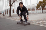 Carregar imagem no visualizador da galeria, HUNTER BOARD | Skate elétrico 3.600W | 38 km

