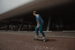 Carregar imagem no visualizador da galeria, HUNTER BOARD | Skate elétrico 3.600W | 38 km
