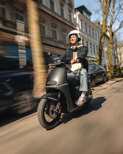 Horwin EK1 | Mota elétrica | 50cc equiv | 120 km