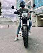 Carregar imagem no visualizador da galeria, Horwin CR6 | Mota elétrica | 125cc equiv | 120 km
