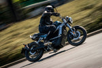 Carregar imagem no visualizador da galeria, Horwin CR6 | Mota elétrica | 125cc equiv | 120 km
