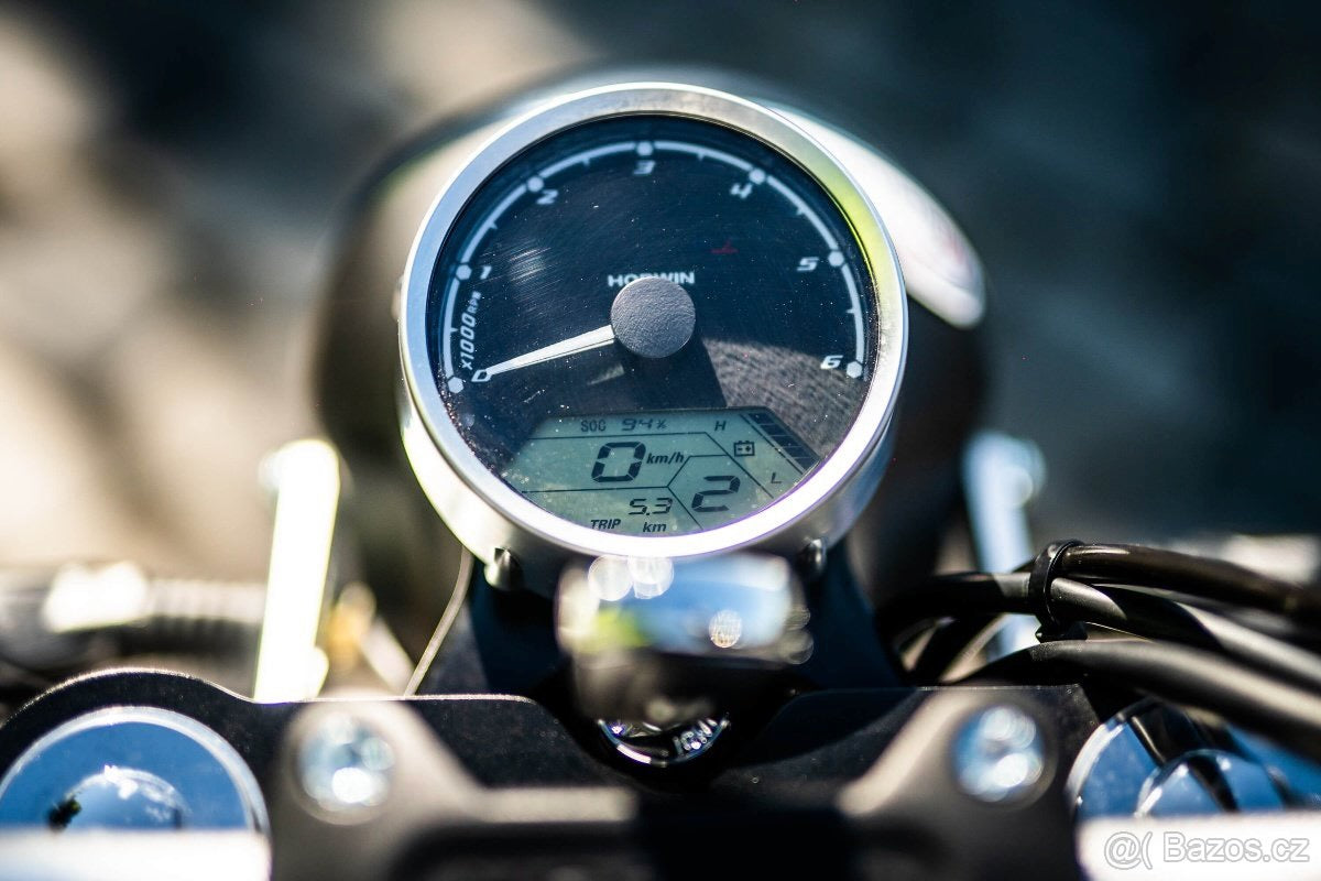 Horwin CR6 | Mota elétrica | 125cc equiv | 120 km
