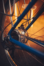 Carregar imagem no visualizador da galeria, EBFEC C2 Ares | City e-Bike | 70 km - UNFUEL
