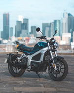 Carregar imagem no visualizador da galeria, Horwin CR6 | Mota elétrica | 125cc equiv | 120 km
