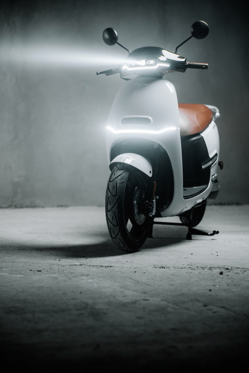 Horwin EK3 | Mota elétrica | 125cc equiv | 100 km