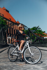 Carregar imagem no visualizador da galeria, EBFEC C1 Lyssa | City e-Bike | 70 km - UNFUEL

