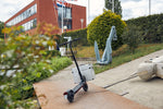 Carregar imagem no visualizador da galeria, Trotinete elétrica 300W | Moovi Pro | UNFUEL mobility
